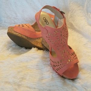 Fusion Coral Cutout Cork Wedges